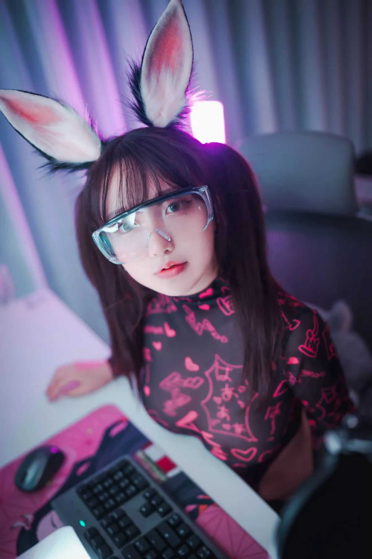 Xgyw.Org_[DJAWA]No.208_模特Yeeun_Retro Gaming Girl主题私房性感多套服饰秀翘臀美腿诱惑写真96P